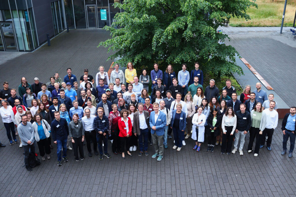 Gruppenfoto der Teilnehmenden des Symposiums